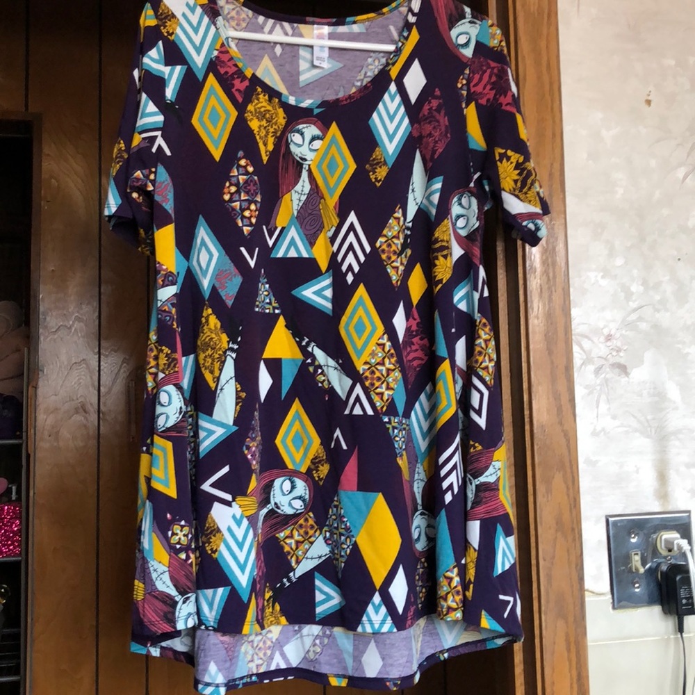 Lularoe the nightmare before christmas top
